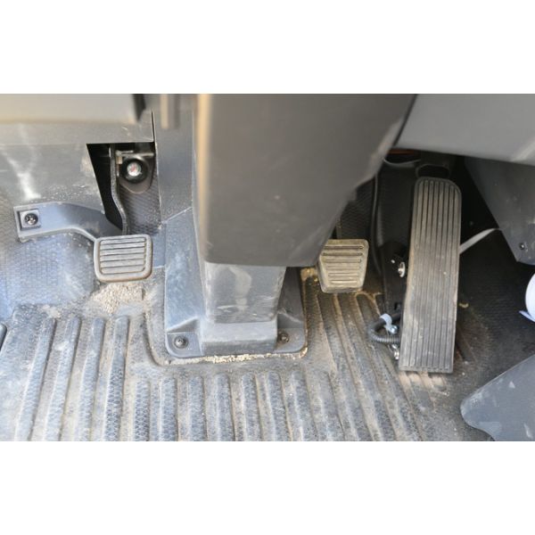 Морозильный грузовик Продажа Sinotruck Howo 4*2 одноосной холодильник грузовик фургон коробка 20 кубических