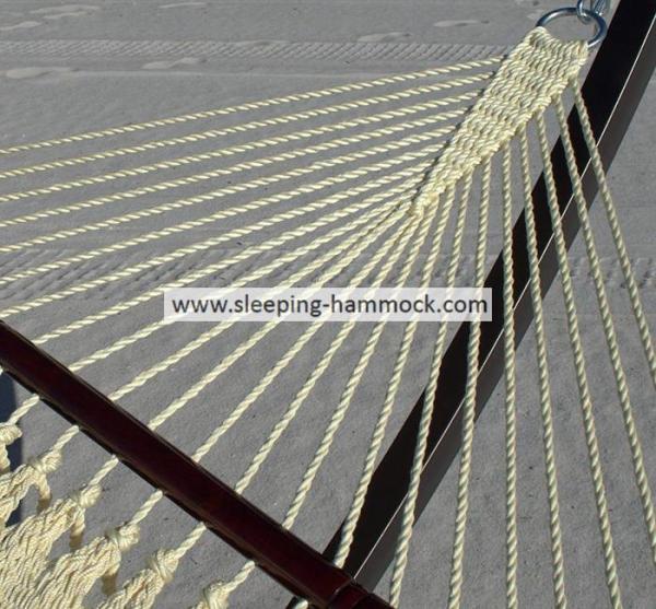 Backyard  Luxury All Weather Caribbean Style Rope Hammock With Spreader Bar Cream