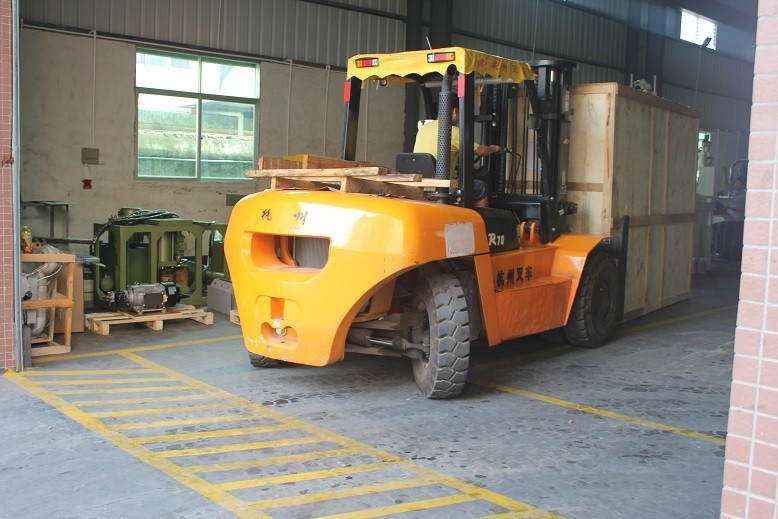 20 тонн ABS гидравлическая вертикальная инжекционная литейная машина 260 мм расстояние между шнурами