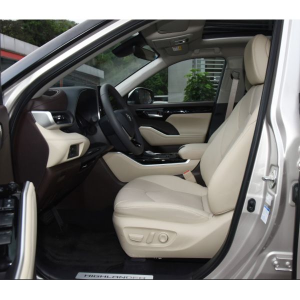 2022 Electric With Gasoline Toyota Highlander Two Engine 2.5L 4WD 5 Door 7 seats SUV