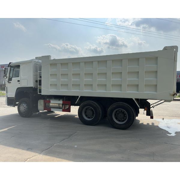 Used Sinotruk HOWO 6X4/8X4 Dump Truck – 41-50Ton Load | 375hp Weichai Engine (2016-2024 Models)