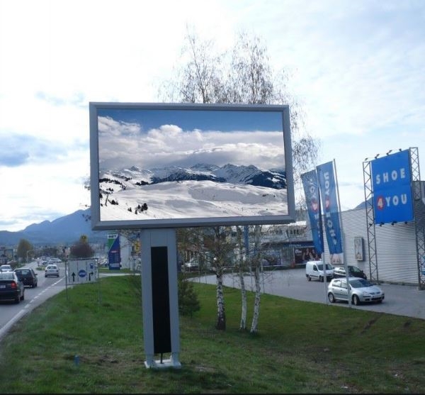Светодиодный рекламный щит для улицы 6000 кд/м2 SMD3535 P10 AVOE Nova Linsn