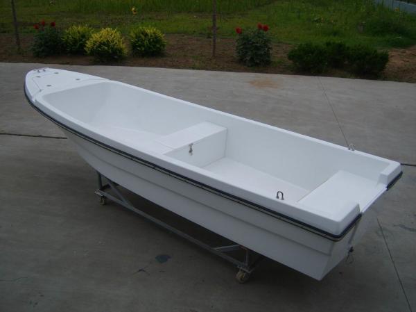Fiberglass Hull Offshore Fishing Boats , Erosion Resistant 4.2 M Glass Fiber Boat