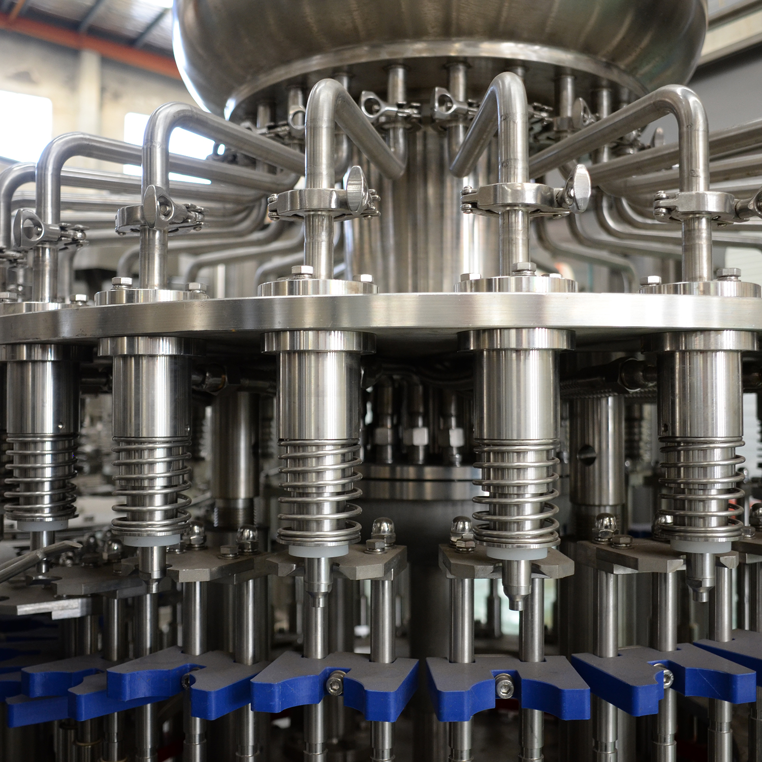 оборудование напитка машины завалки 30000BPH сока бутылки любимца 0.5l заполняя