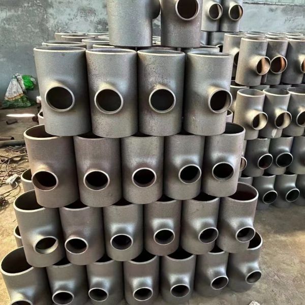 China Hot Threaded Fittings Reducing Unequal Tee Stainless steel Pipe Fittings Forged FIttings