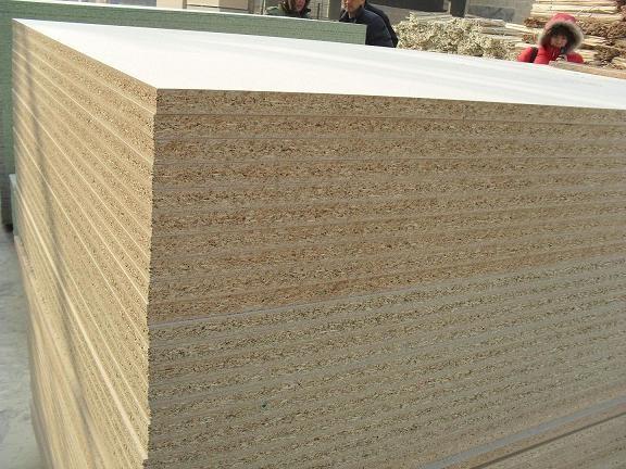 High Density E1 Glue Plain Laminated Particle Board For Home Decor Furniture 600-720kg/m3