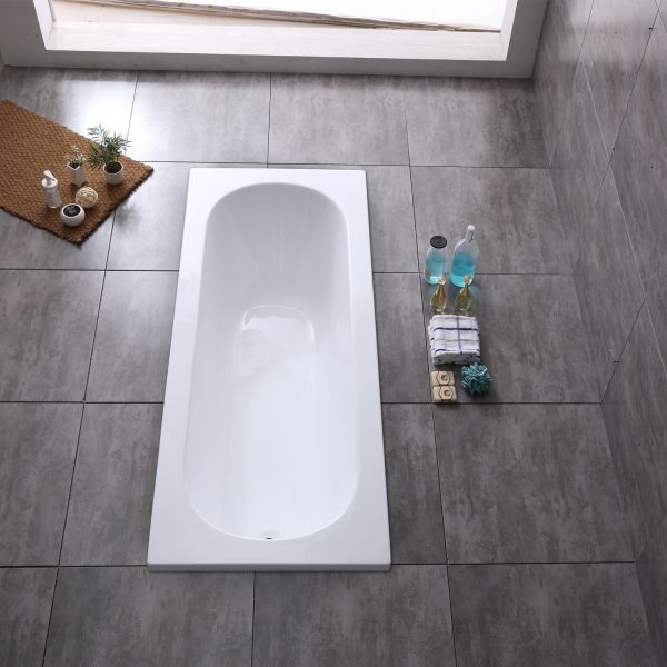 End Drain Location Rectangle Acrylic Bathtub Without Antislip Design for UK Model
