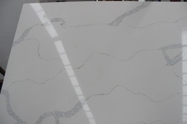 P8106 Bacteria Resistant Calacatta Quartz Countertops Lemon Juice Acid Resistant