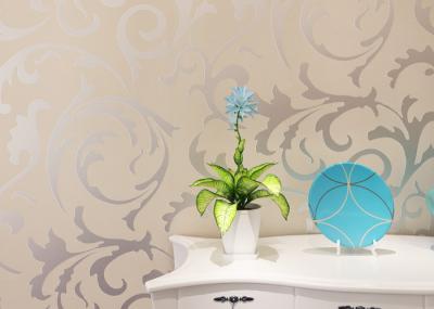 Съемное сметанообразное - белизна выбила картину листьев Wallcovering для живущей комнаты