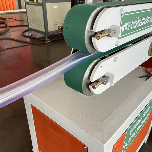 Линия производства пластиковых одношрубовых экструдеров с укрепленными гибкими PVC-каналами