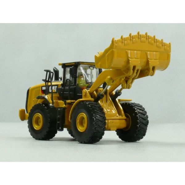 Diecast Masters  966M Wheel Loader 1:87 Scale Model 85948 Collectible
