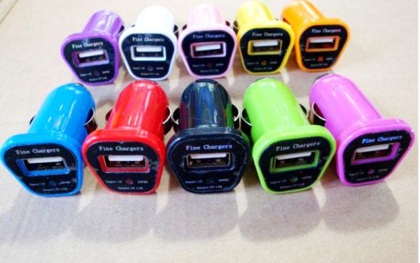 hot sale car USB charger/car phone charger/cell phone charger/dual USB car charger/adapter