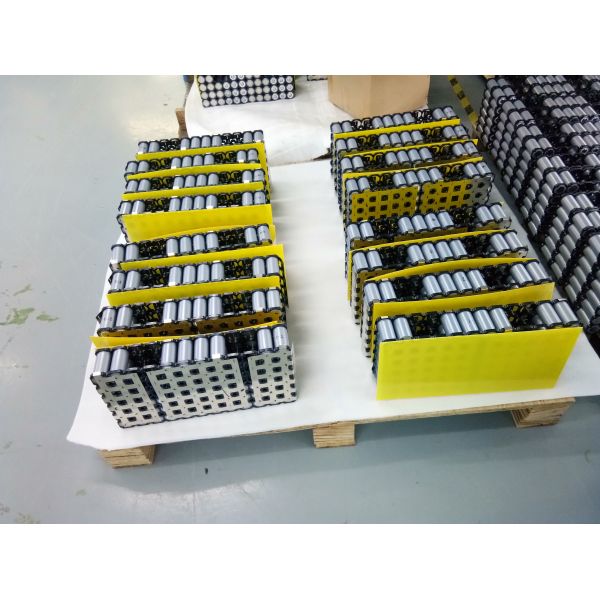 Изоляционная плита Mica на заказ Огнеупорная для хранения энергии Батарейная батарея