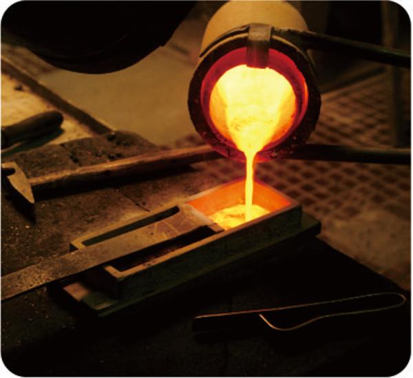 O CE, ROHS aprovou o ouro de derretimento do equipamento de aquecimento de alta frequência da indução