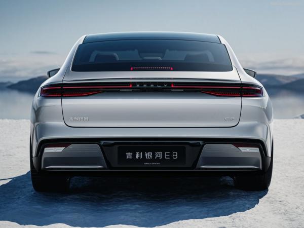 Geely Galaxy E8 Ev Carro Elétrico 2024 550Kw Max Novo Veículo de Energia Modelo Com Um Motor A 190km/H Max Velocidade