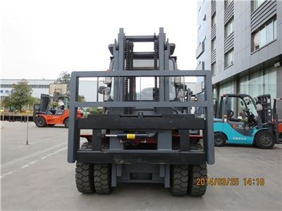 High Safety Factory CE  5 Ton Diesel Forklift Diesel Engine Forklift Lifting Height 6000mm