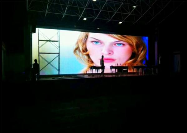 P4.81 Rental LED Video Wall Panels 500mm x 500mm /500mm x1000mm Die - Cast Cabinet