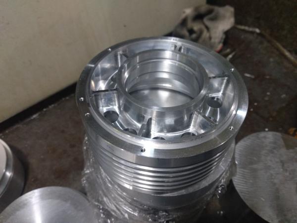 Pièces de usinage polonaises d'acier inoxydable de miroir