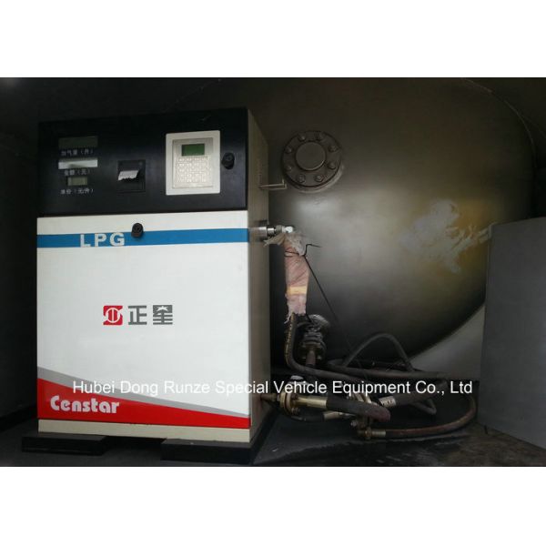 Road Bobtail LPG Gas Tanker With Mobile Dispenser , Bobtail Propane Delivery Truck
