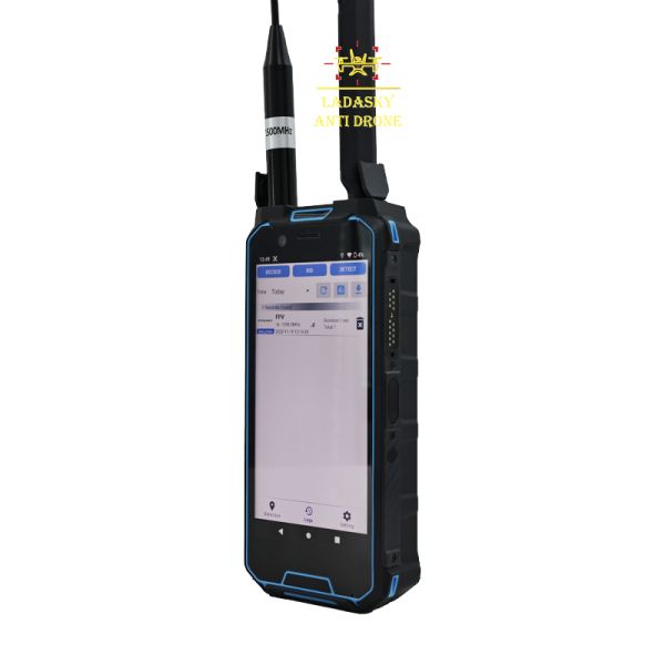 Handheld Drone Detector with UAV Spectrum Detection Protocol Analysis Remote ID Recognition and Real Time Trajectory Tracking up to 3KM Range