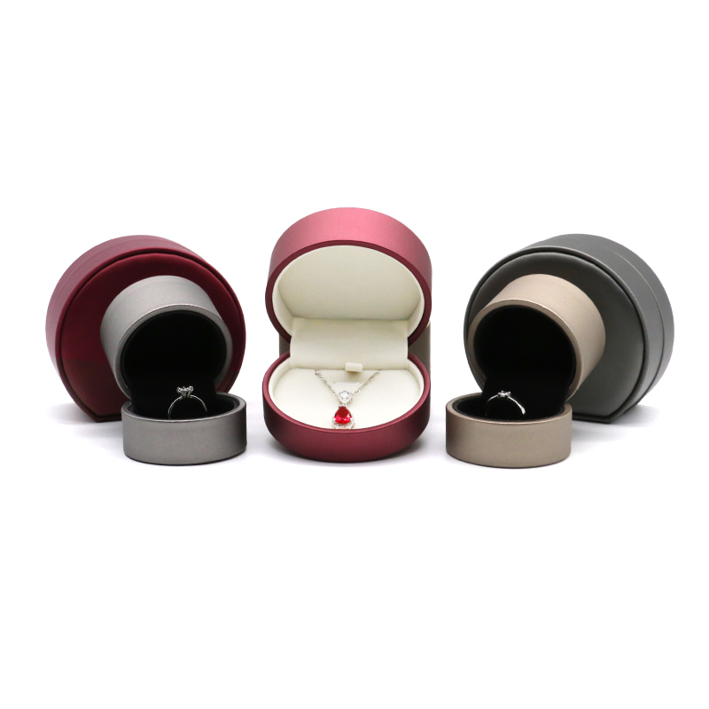 Round PU Leather Jewellery Box With Hinge Closure Storage Jewelry Gift Case