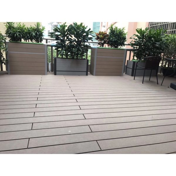 Co Extruded  Hollow Composite Decking