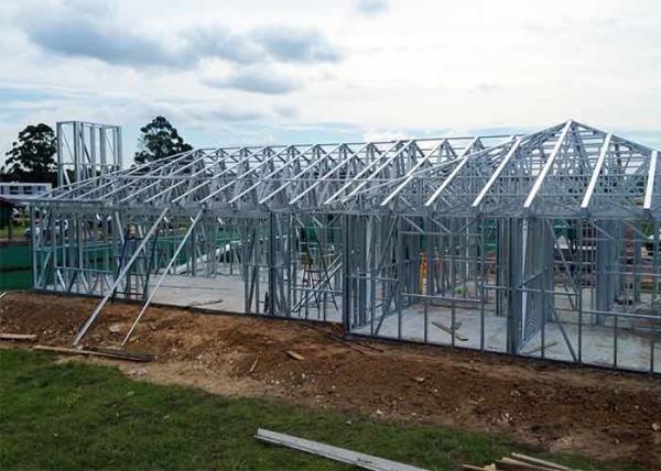 Le pavillon préfabriqué d'isolation de XPS autoguide/les bâtiments structure métallique avec la fenêtre de PVC