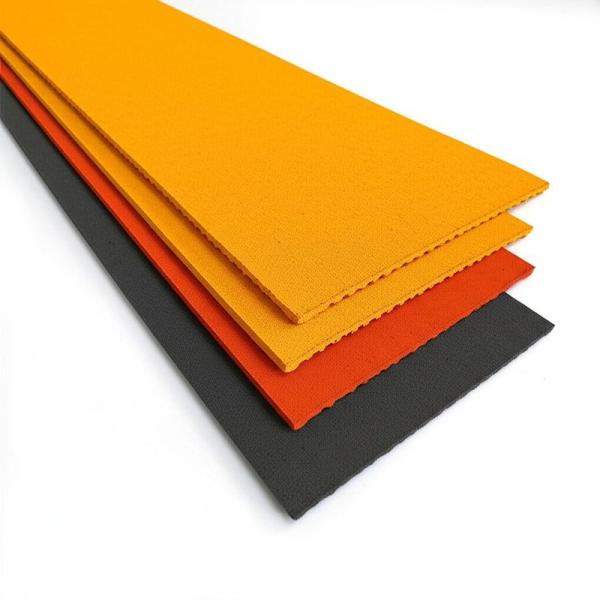 High Durability Sandwich System Running Track with Excellent Weather Resistance and Integrated Structure