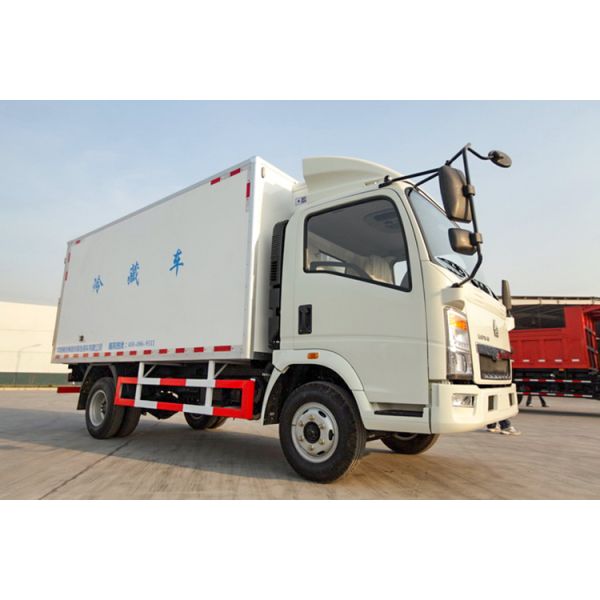 Замораживатель Van тележки коробки холодильника тележек обязанности света HOWO 4X2 8000kg коммерчески