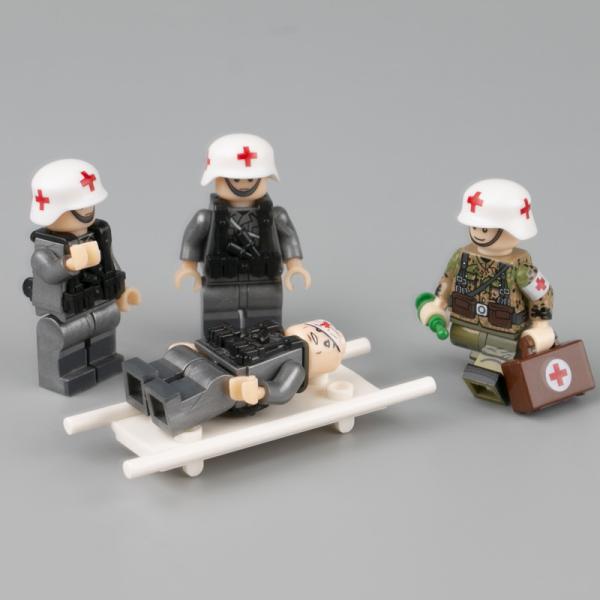 WW2 military British German soldier mini figure accessories helmet medical suitcase building block