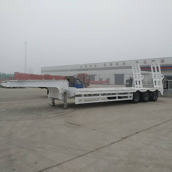 3 Axles 50 Tons Low Bed Semi Trailer Cargo Digger Trailer Heavy equipment