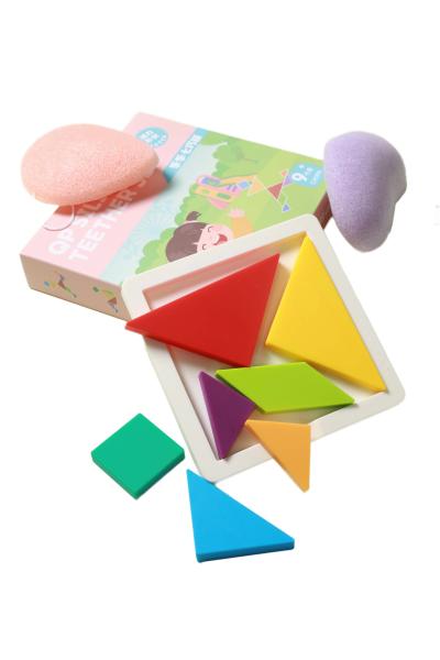 Sensory Teething Silicone Baby Toys BPA Free Non Toxic Puzzle With Size Is 15*15*3cm And Weight Is 220 Gram
