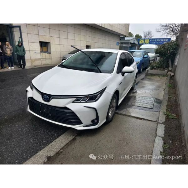 Toyota Corolla Hybrid Sedan with 1.8L Engine in Premium Car Condition Featuring One Click Start