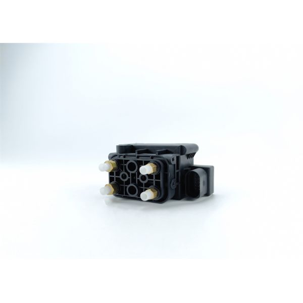 El valor de las emisiones de CO2 de los motores de combustión renovable se calculará en función de las emisiones de CO2 de los motores de combustión renovable.