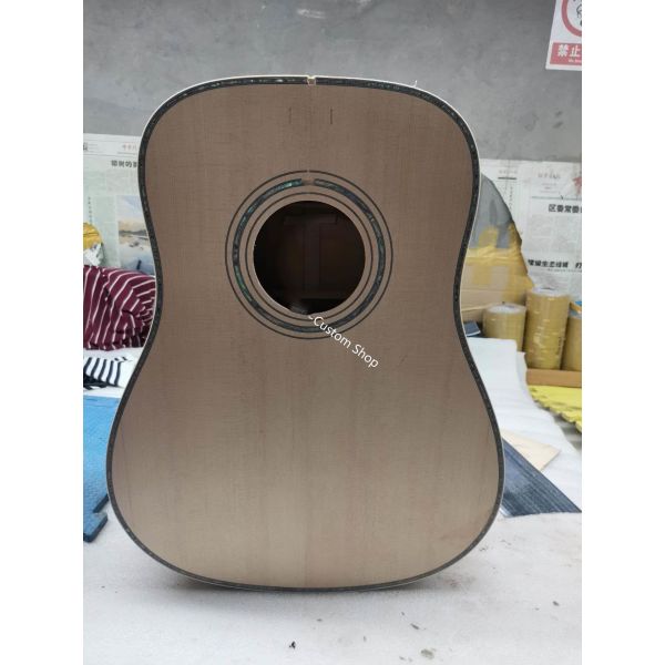 Custom Grand 41 inch Dreadnought Acoustic Guitar in Dark Brown Finish Flamed Maple Back & Sides