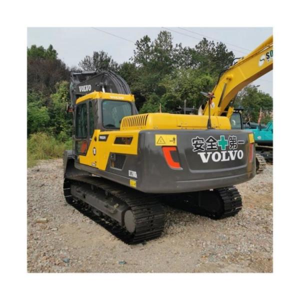Excavadora de trilhos Volvo 210 usada com cilindro hidráulico original e 650 horas de trabalho