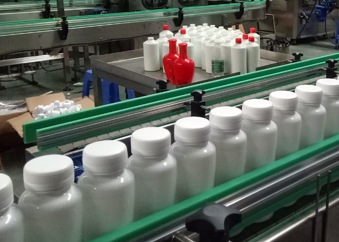 Обслуживание ОЭМ машины завалки личной заботы красоты объемное жидкостное