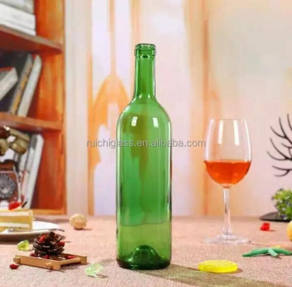 500ml/750ml/1500ml Custom Color Borosilicate Glass Wine Bottle with Green Transparency