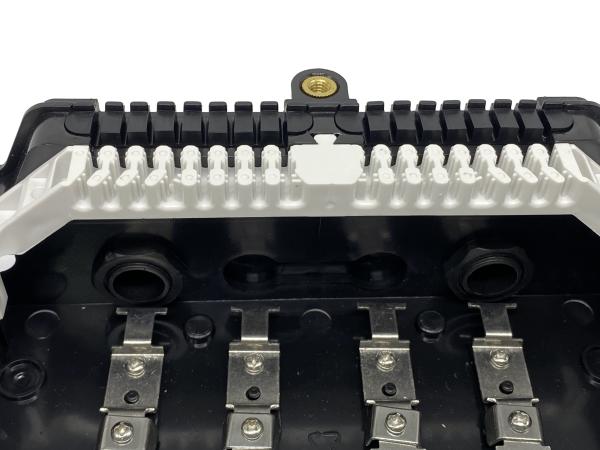 16 ports plats optiques de câble d'interface de boîte de diviseur des fibres FTTH de la boîte de distribution de fibre de ports 16