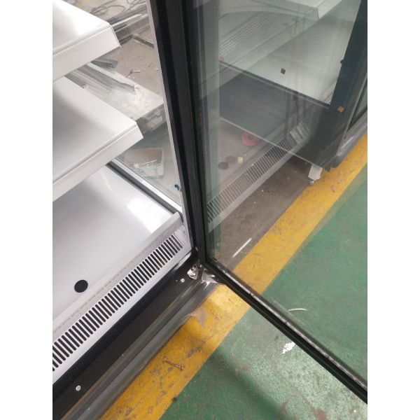 Hypermarket Commercial Glass Door Chiller 5 Shelves For Beverage Beer Drink