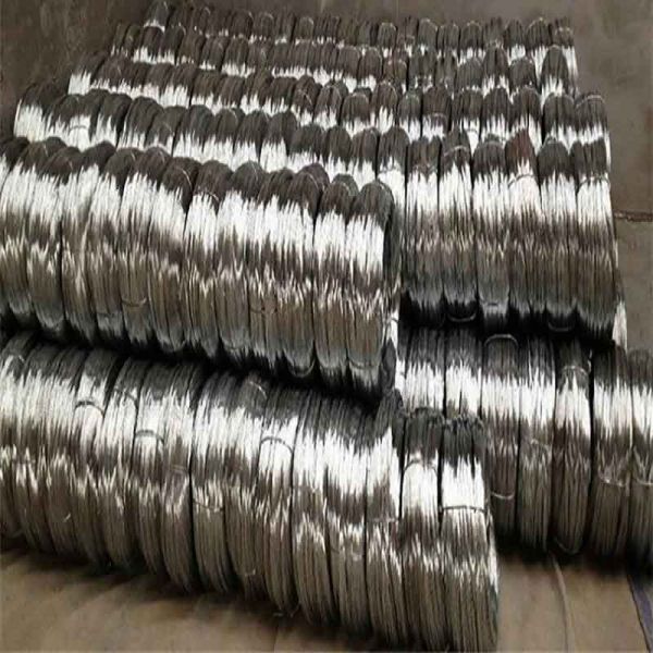 Q235 Galvanized Wire Carbon Steel Welding Wire ER70S-6 MIG 0.8mm 5kg/Sp Round or Square Wire with Welding Performance