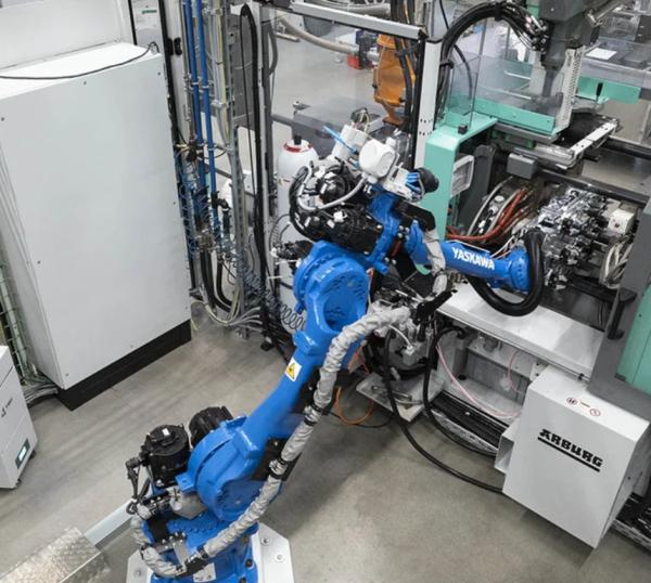 YASKAWA GP50 Industrial 6 Axis Handling Robotic Arm Programming Machine Tending Removal And Dispensing Workstation