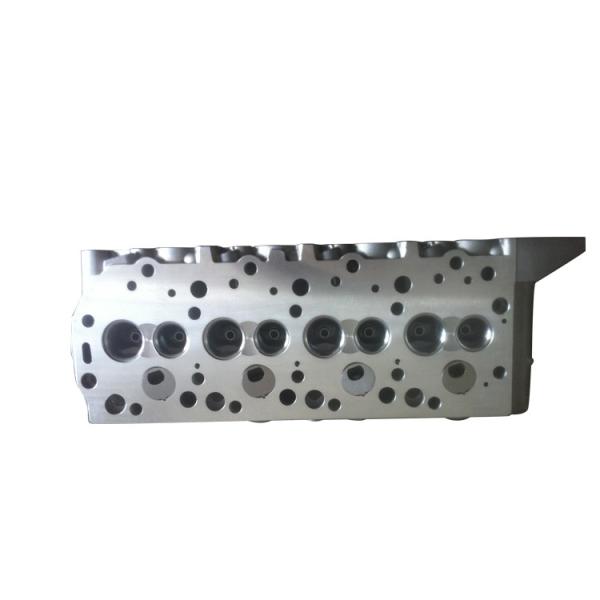 Cabeça de cilindro MD303750 do motor de MITSUBISHI 4D56 MD348983 MD351277 MD313587