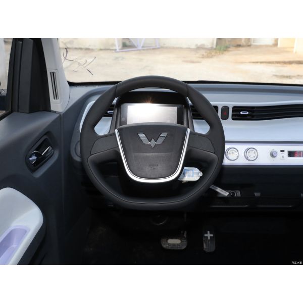Range 300km New Energy Mini Car 100km/H Wuling Hongguang 100% Electric