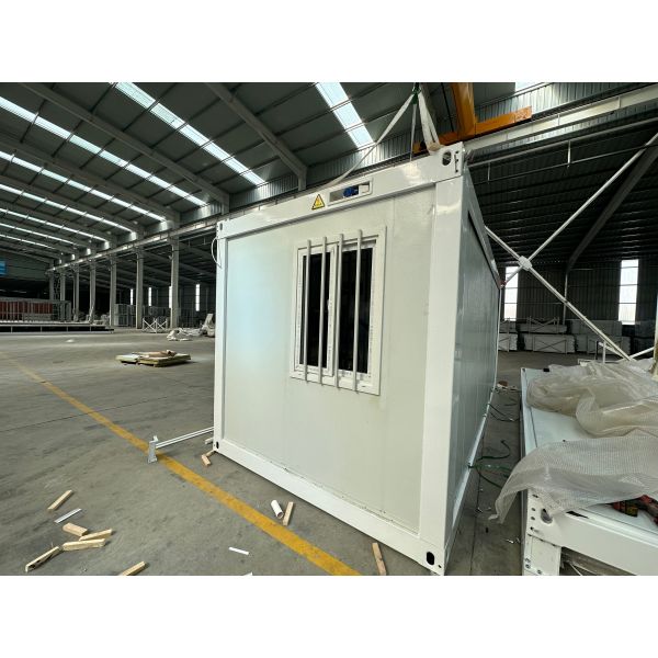 Latest Product Mobile Living Container House Fast Install Rust Moisture Proof Extendable Foldable Design