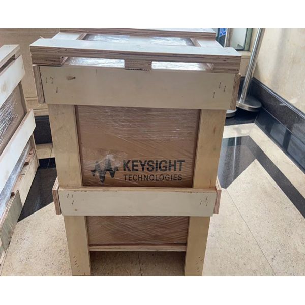 Keysight 53230A Universal Frequency Counter/Timer with 350 MHz, 12 digits/s Resolution and 20 ps Time Interval