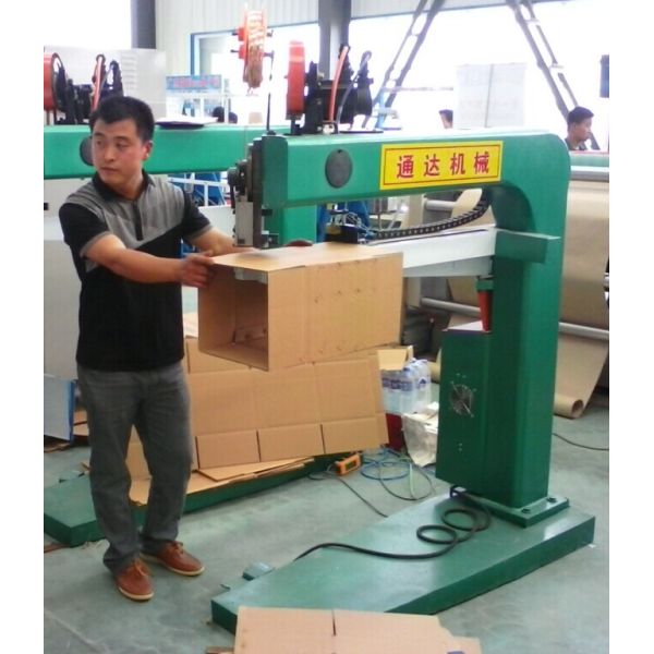 Double Servo Control Carton Box Stapling Machine, Carton Box Folding + Stapling