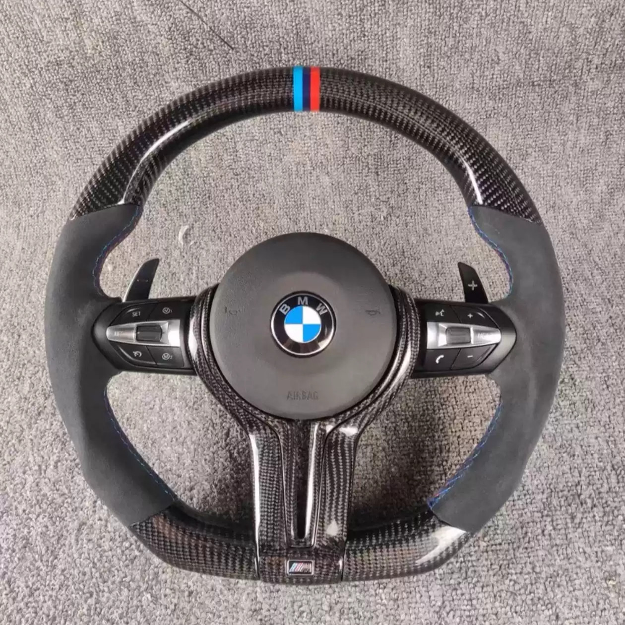 True Carbon Fiber 44*44*25 Steering Wheel Assembly Set for Bmw M2/M3/M4/M5/M6 Racing
