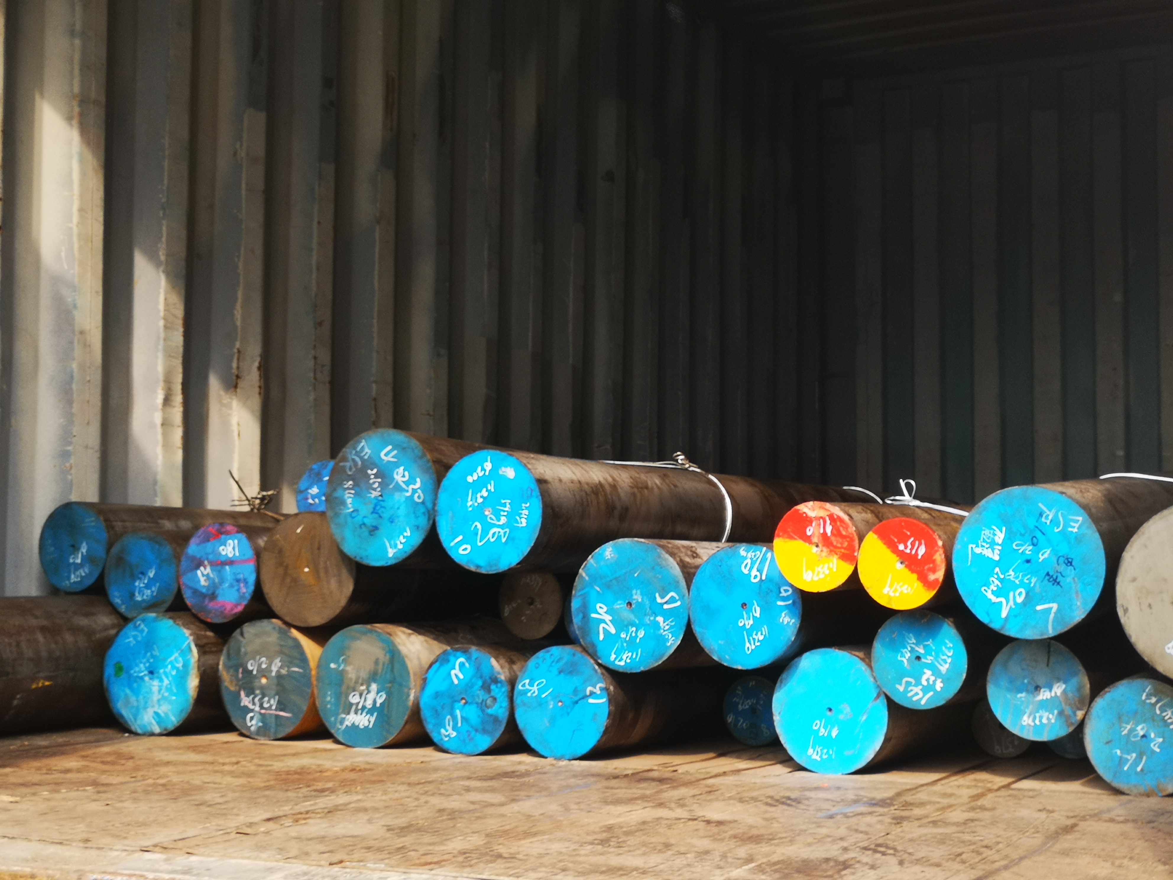 Сталь инструмента работы D2 1,2379 SKD11 Cr12Mo1V1 особенная стальная холодная умирает стальная Адвокатура круга легированной стали подвергла поверхностный запас механической обработке