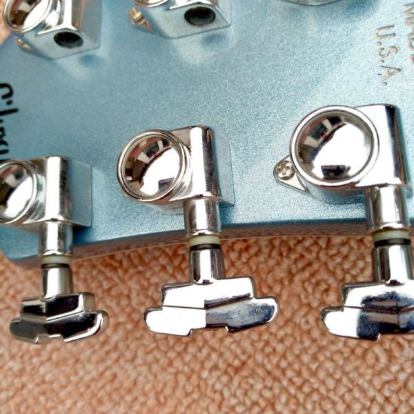 New style high quality custom LP electric guitar, metallic blue, chrome hardware electric guitar, free shipping